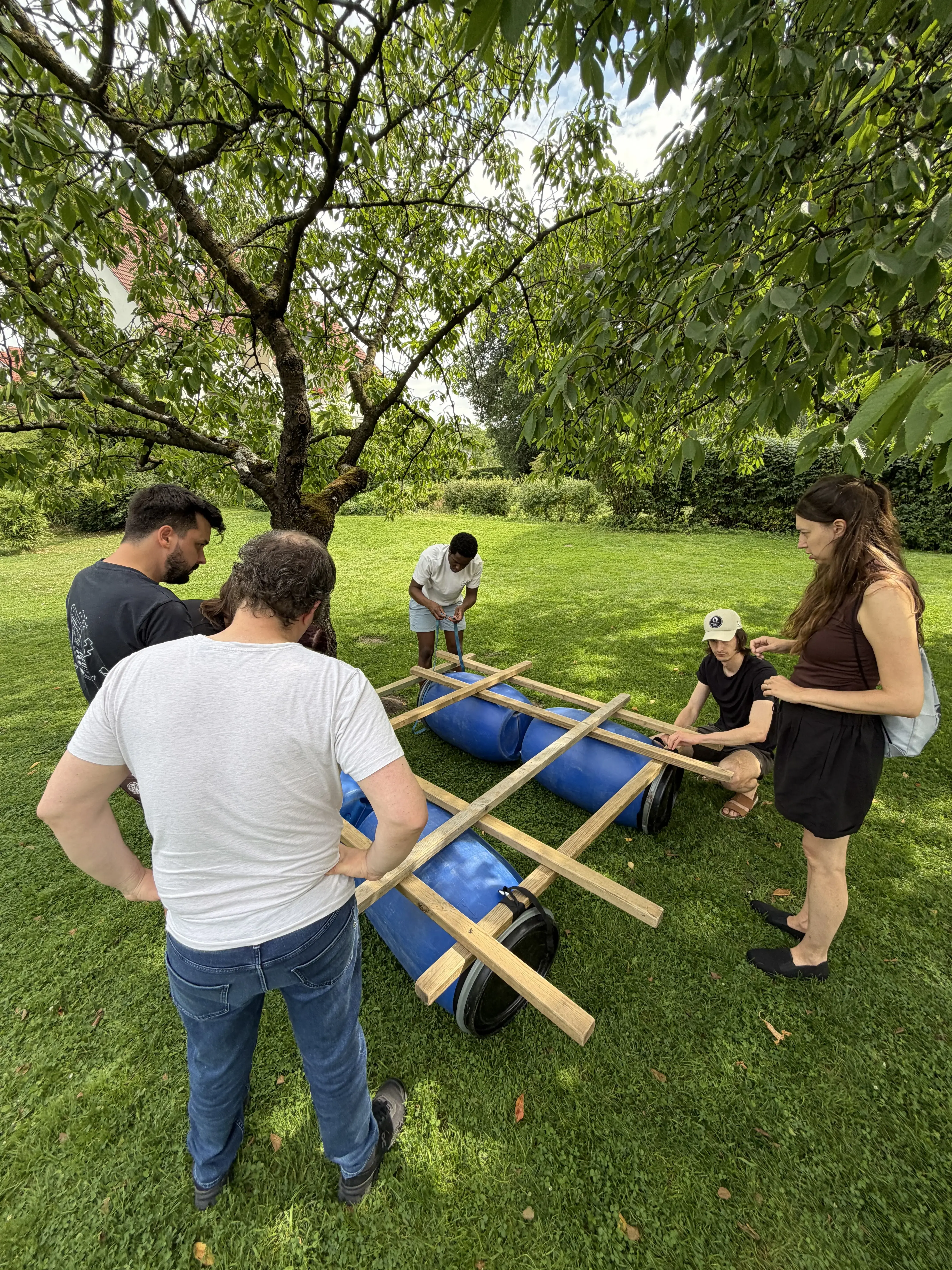 Rafiki & Cards building rafts